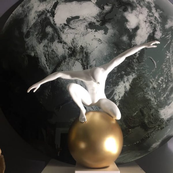 imperium-uomo-sulla-sfera
